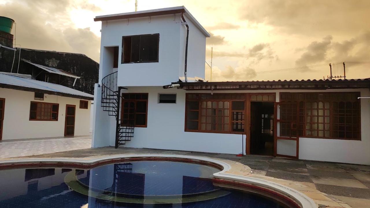 Leticias Guest House Экстерьер фото
