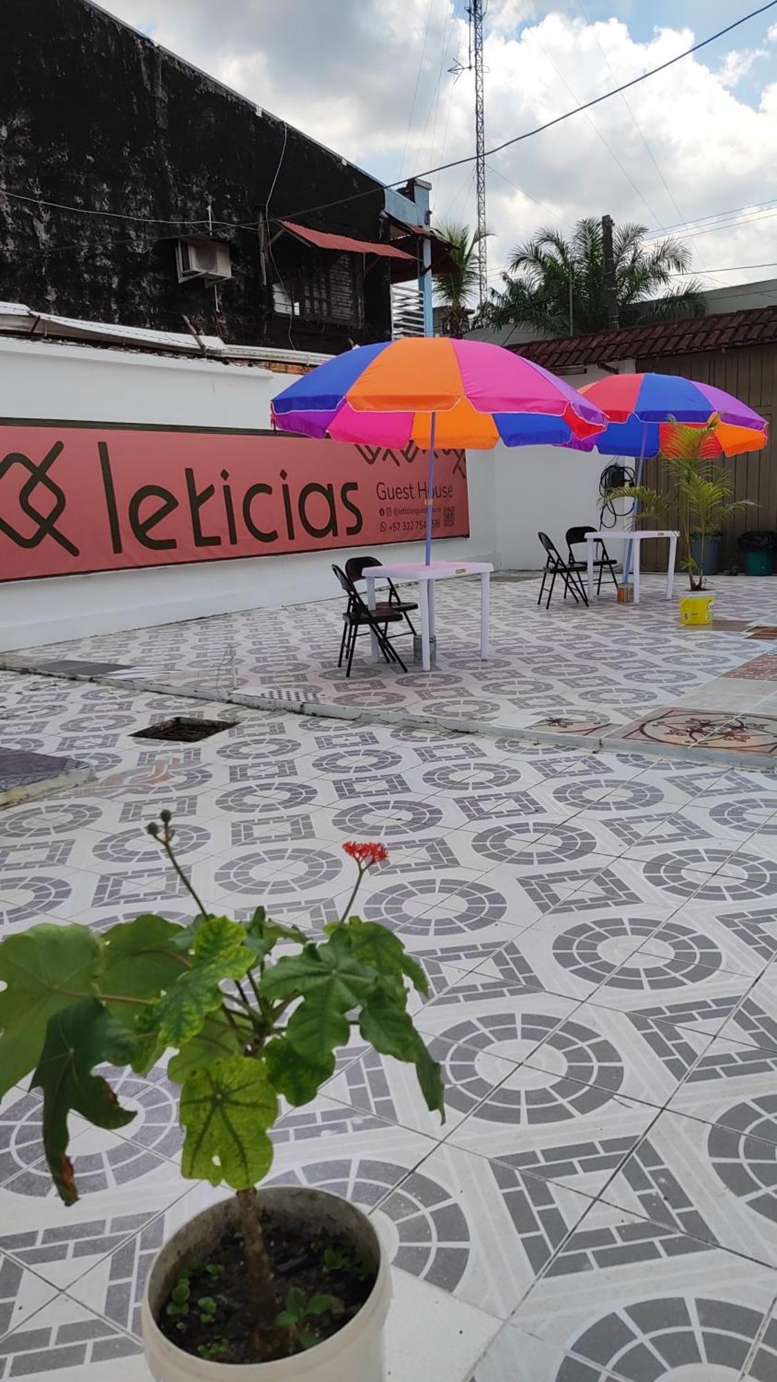 Leticias Guest House Экстерьер фото
